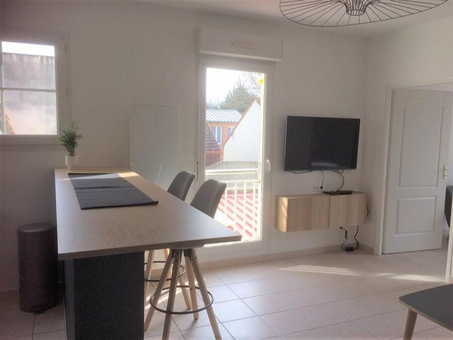 Апартаменты Isabeau Appt 2.5 Камбре Экстерьер фото